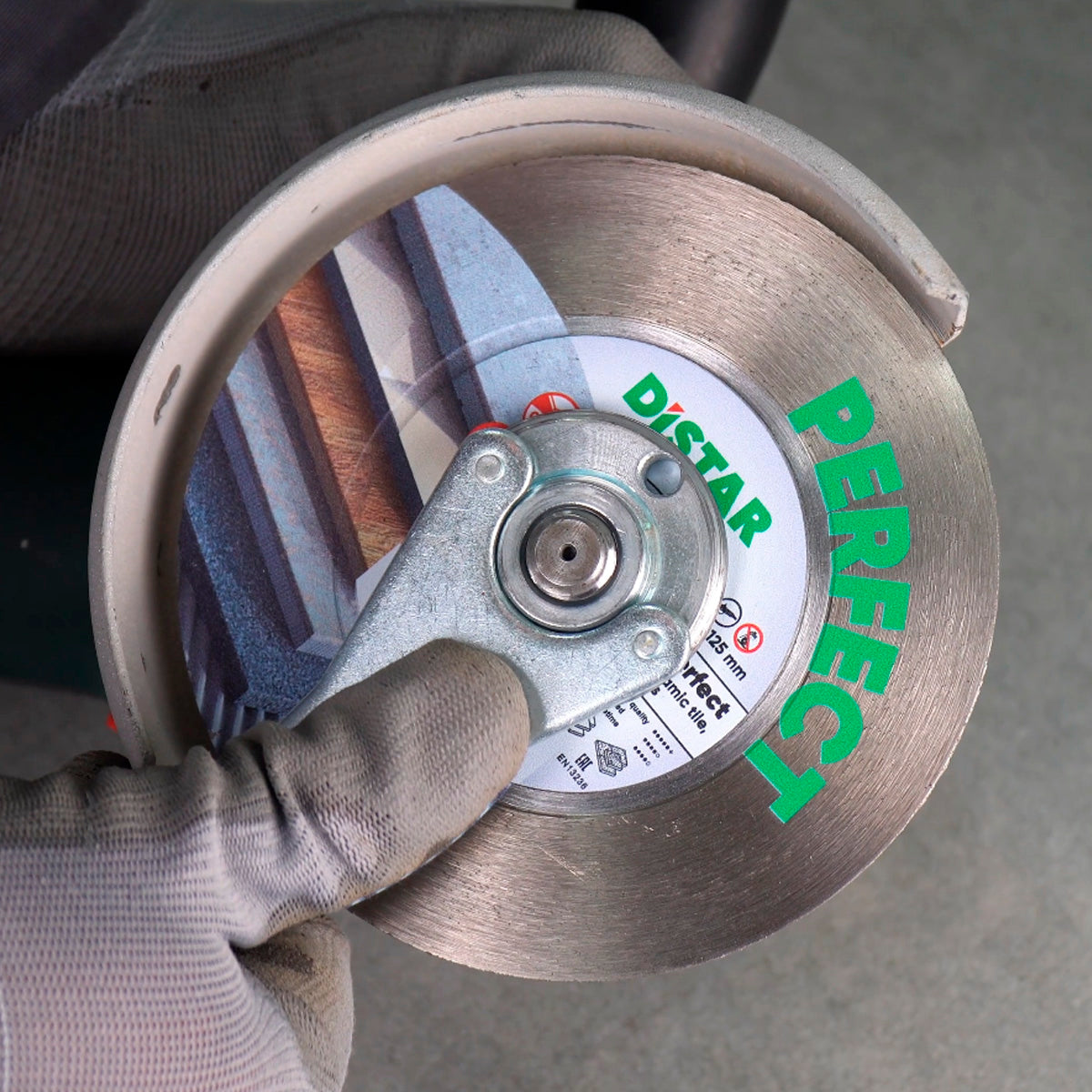 Distar PERFECT 125 mm diamond blade cutting porcelain tile with angle grinder